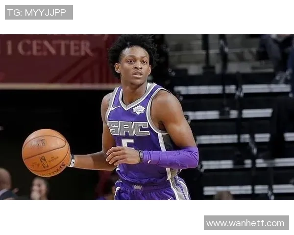 德阿隆福克斯：从新星崛起到NBA全明星的辉煌之路